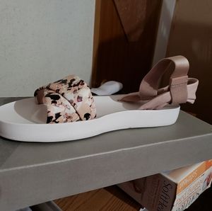 Clark's Sienna Sun sandals